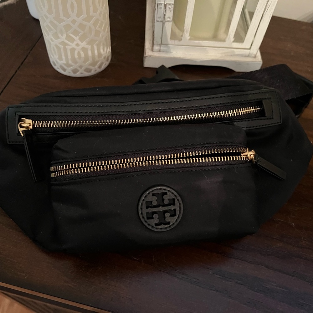 Tory Burch belt bag NWT